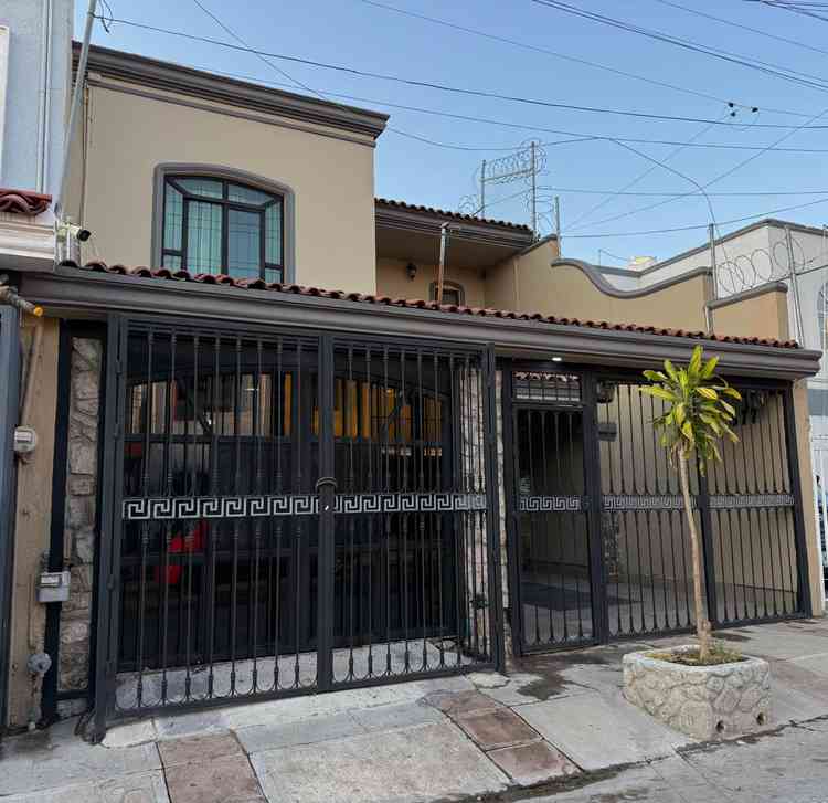 casa en venta emiliano zapata jardines de la paz san pedro tlaquepaque jalisco pOQZ6aX
